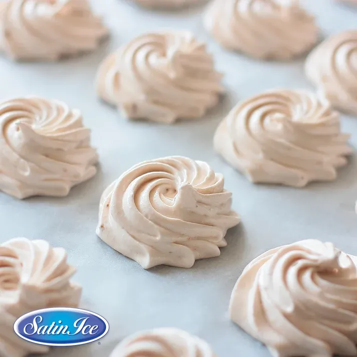 SatinIce_MeringueBase_MeringueCookies.webp