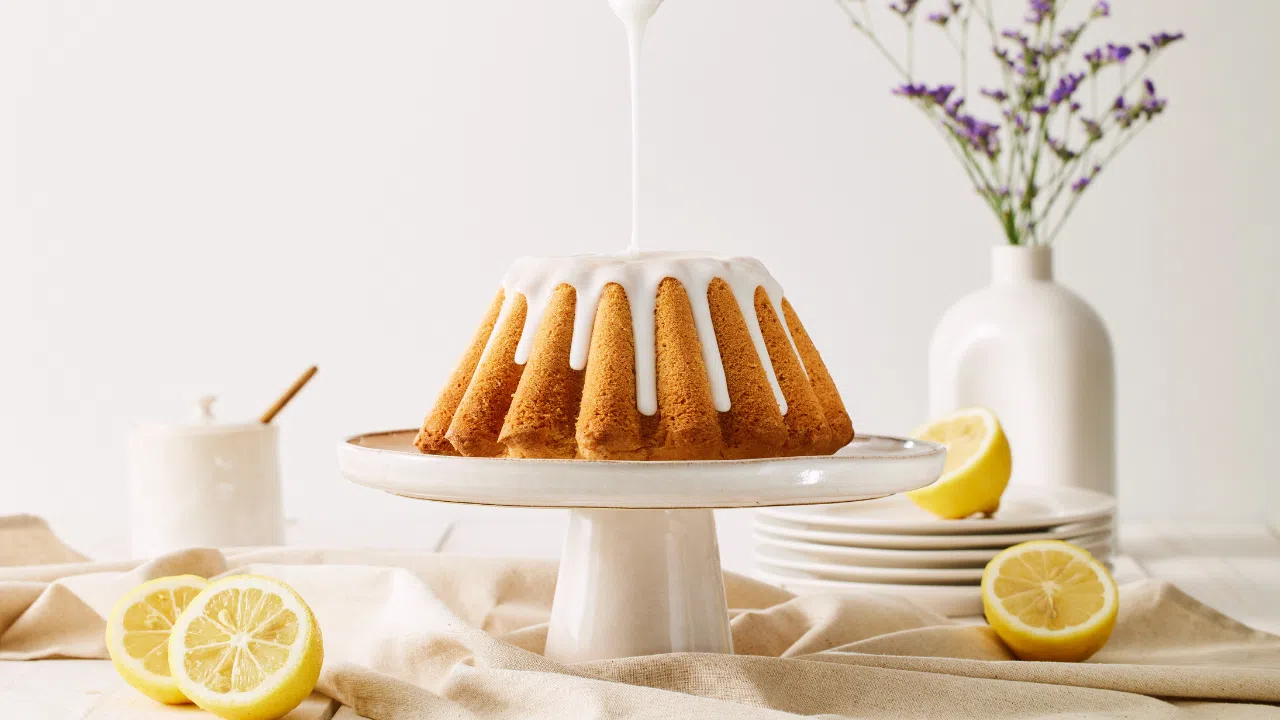 Westco Brite White™ Fondant Pail 33 lbs